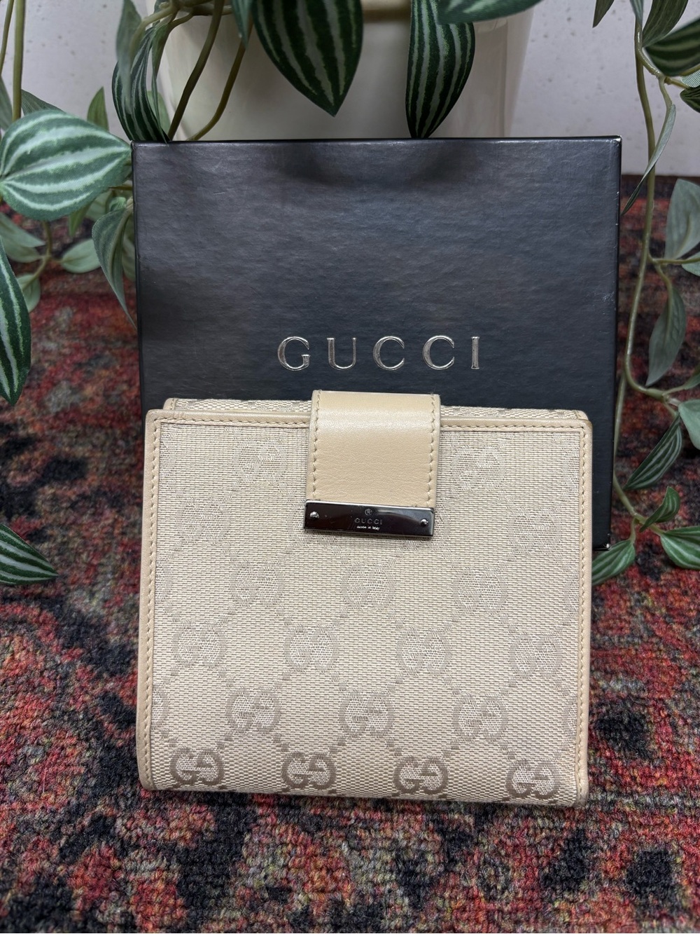 Vintage Gucci Canvas GG Bifold Wallet with Leather Snap